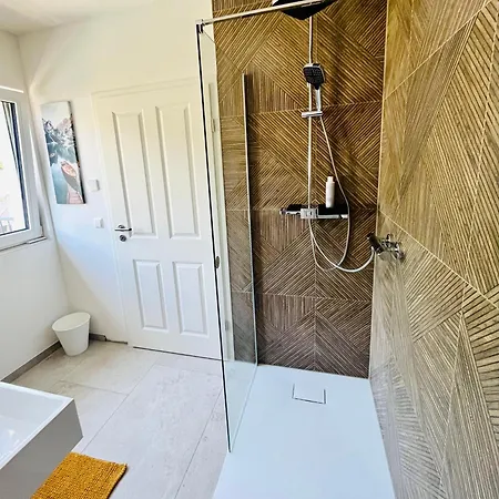 55m2 Rabenstein Kids Welcome, Wifi, Privater Parkplatz, Waschmaschine, Babybett, Klimaanlage Apartamento Chemnitz